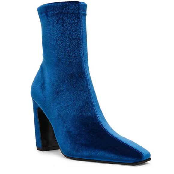 Steve Madden Whimsigoth Goth Velvet Vinka Square Toe Ankle Boots Blue Size 6 NEW - Picture 2 of 9